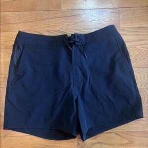 Ten Thousand Foundation Short 5”